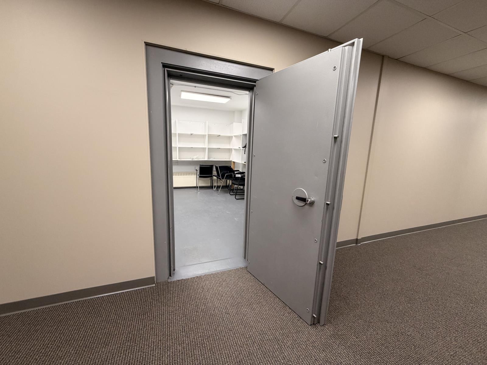 5516 Industrial Rd, Drayton Valley, AB