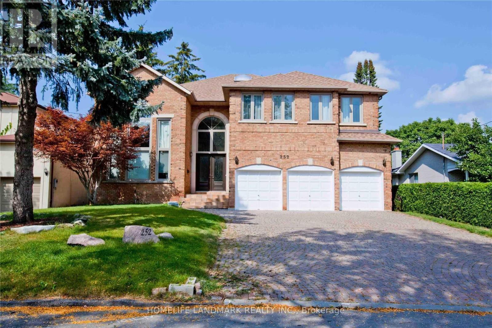 Bsmnt - 252 Dunview Avenue, Toronto, ON