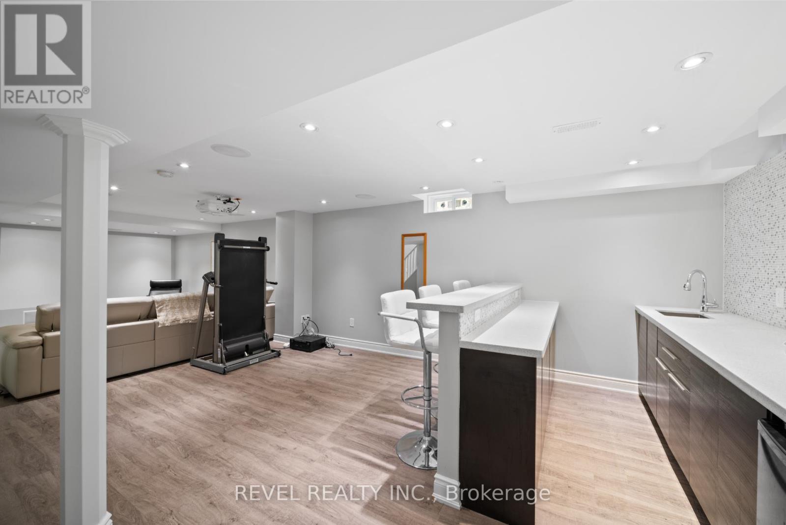4315 Credit Pointe Drive, Mississauga, ON