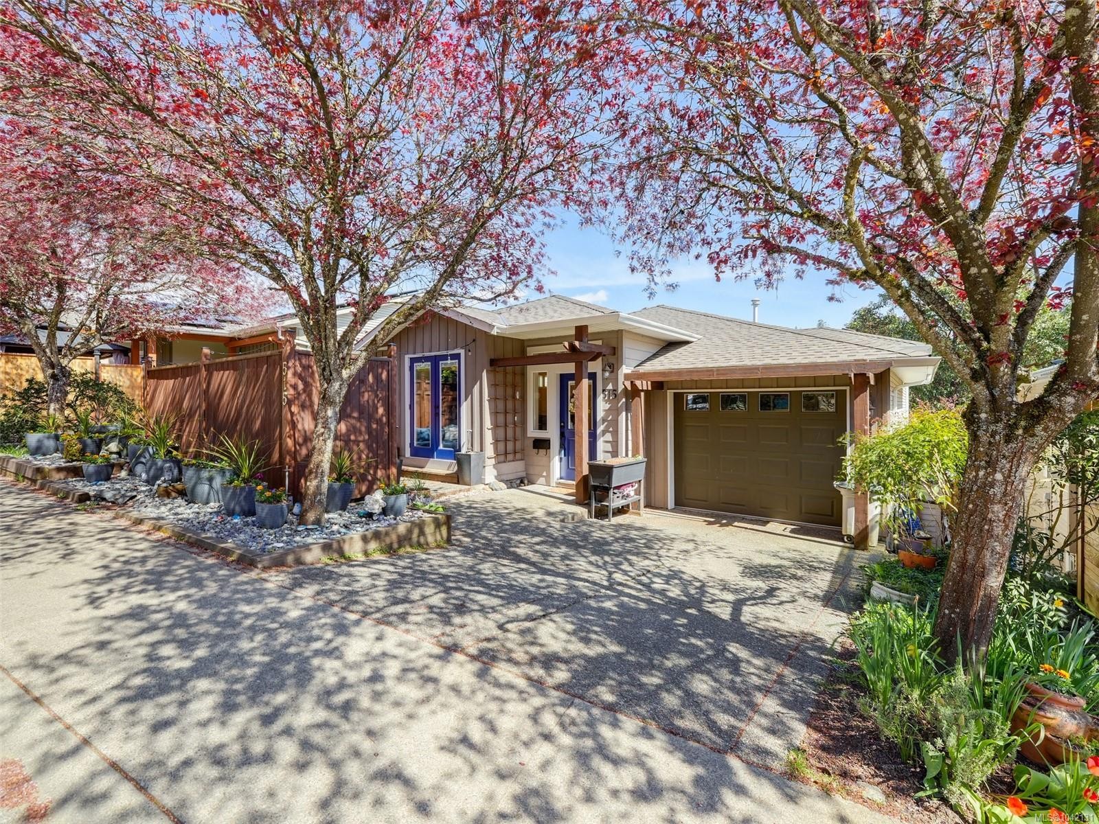 515 Selwyn Falls Dr, Langford, BC
