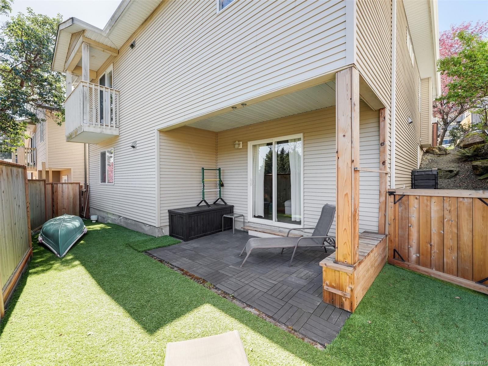 515 Selwyn Falls Dr, Langford, BC