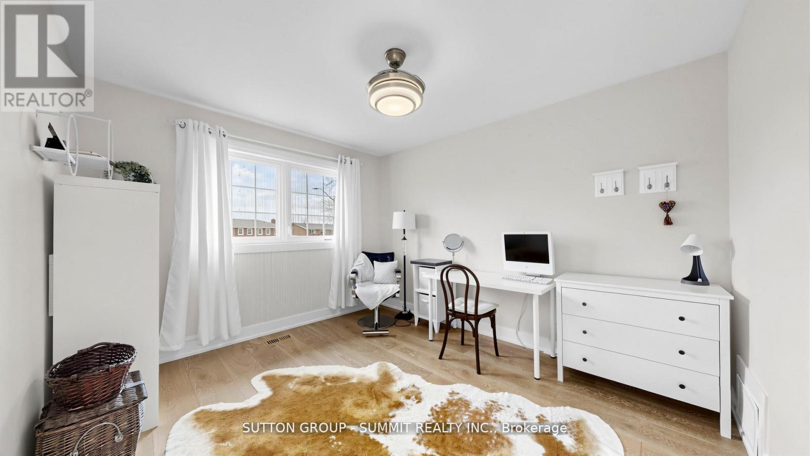 2427 Ravensthorpe Crescent, Mississauga, ON