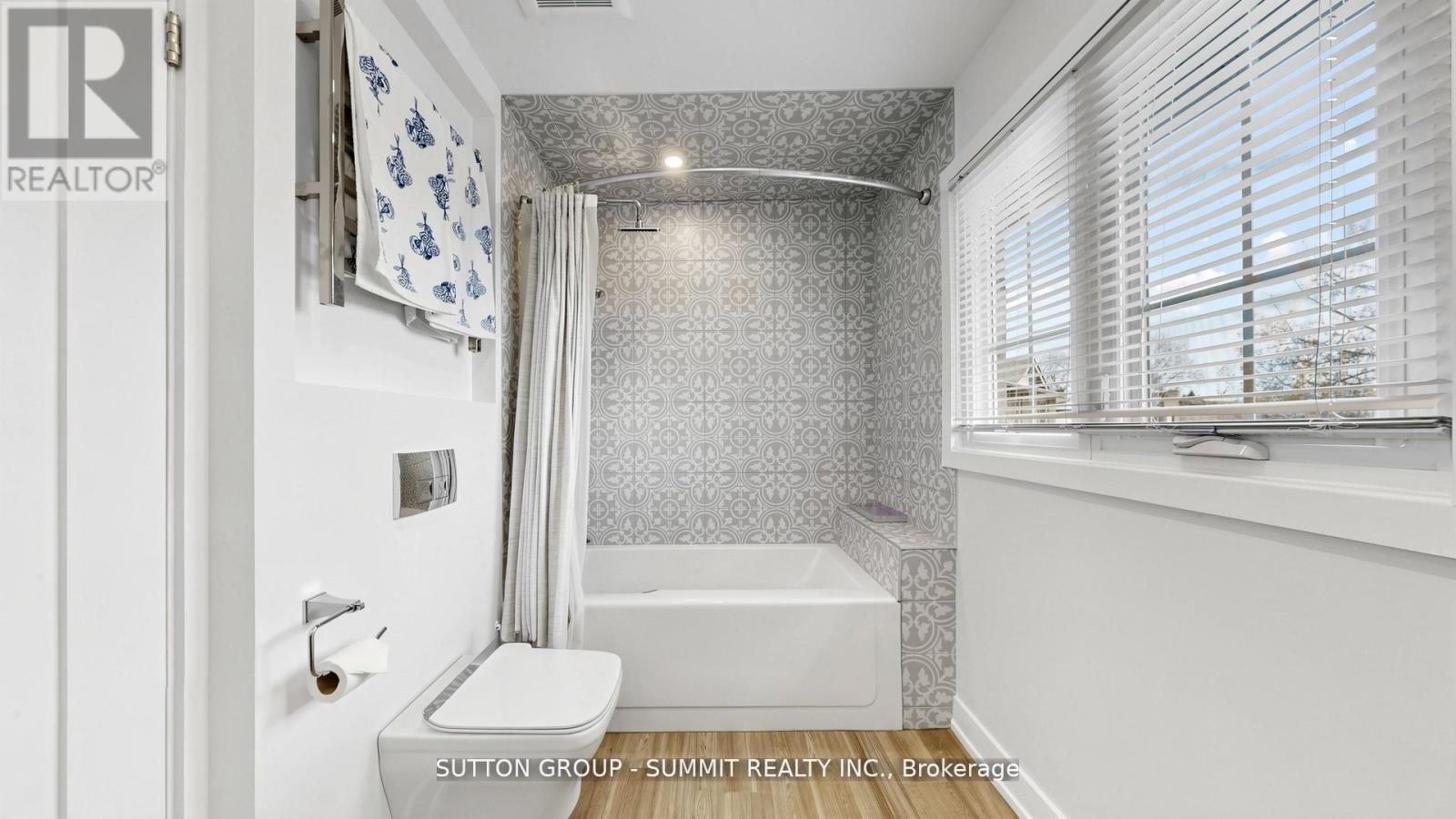 2427 Ravensthorpe Crescent, Mississauga, ON