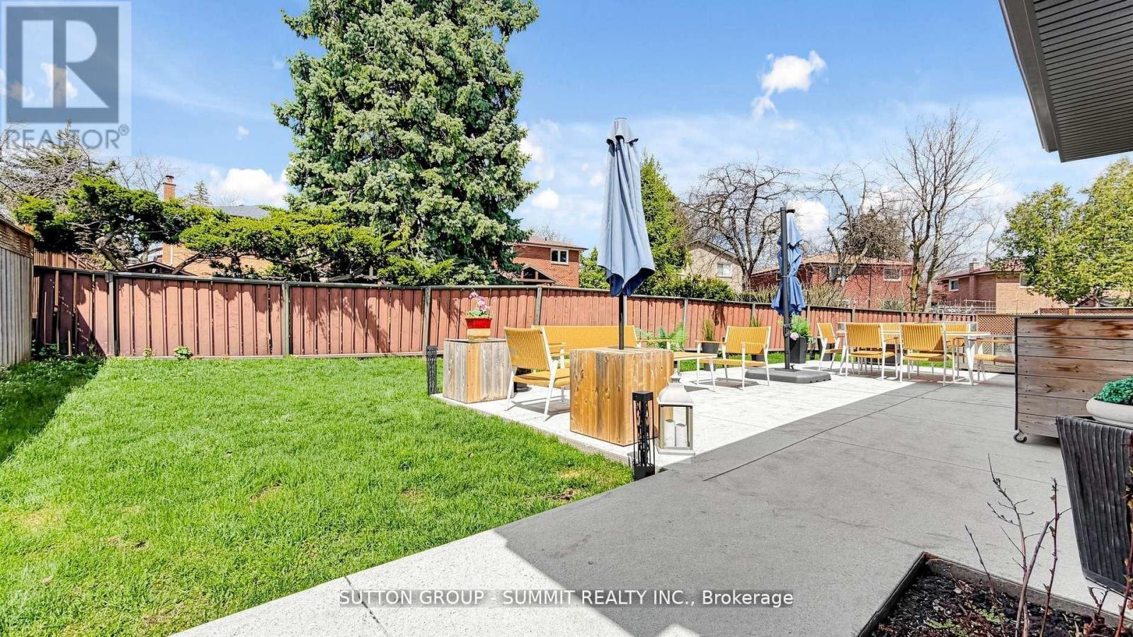 2427 Ravensthorpe Crescent, Mississauga, ON