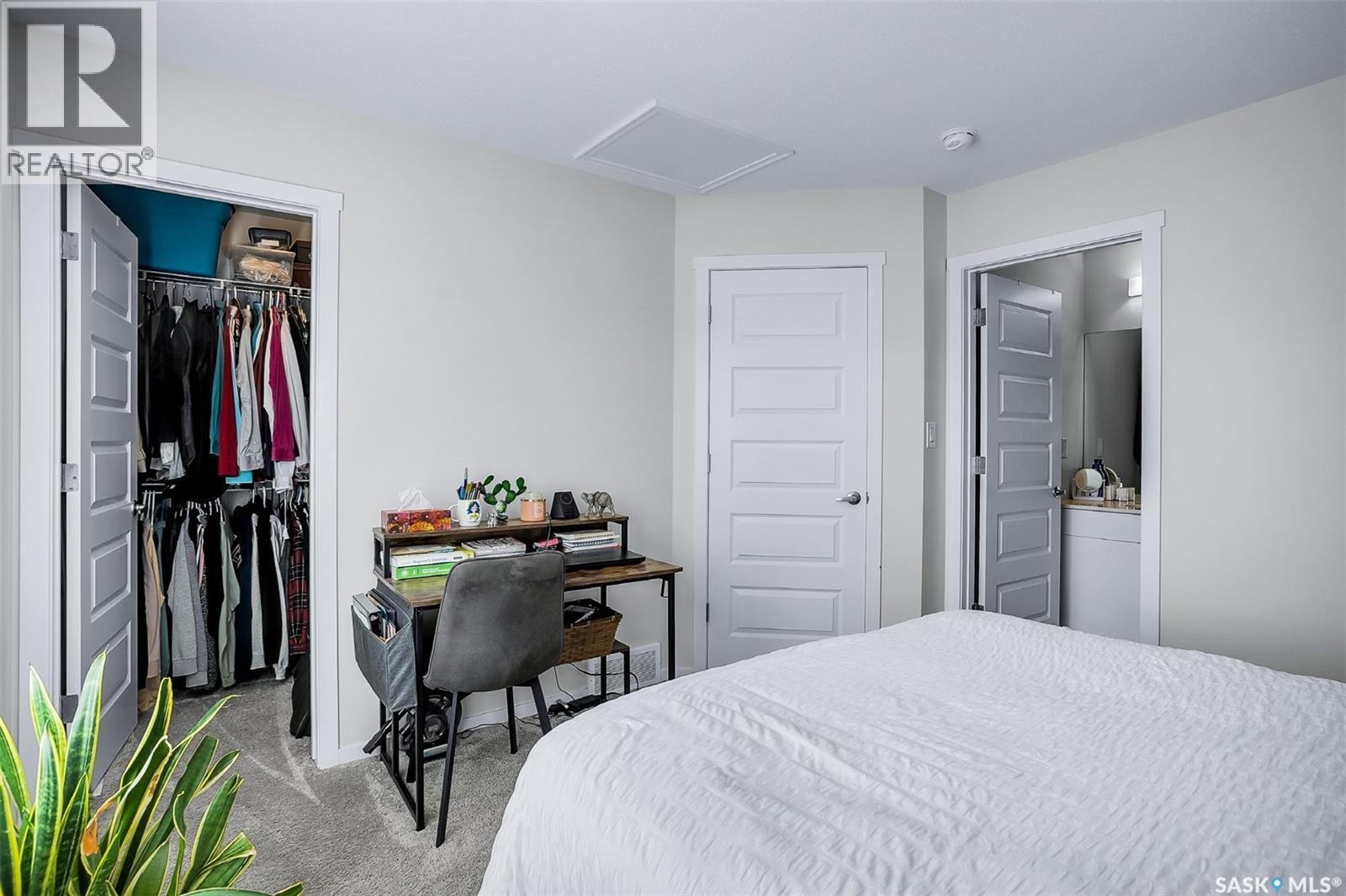 4238 Brighton Circle, Saskatoon, SK