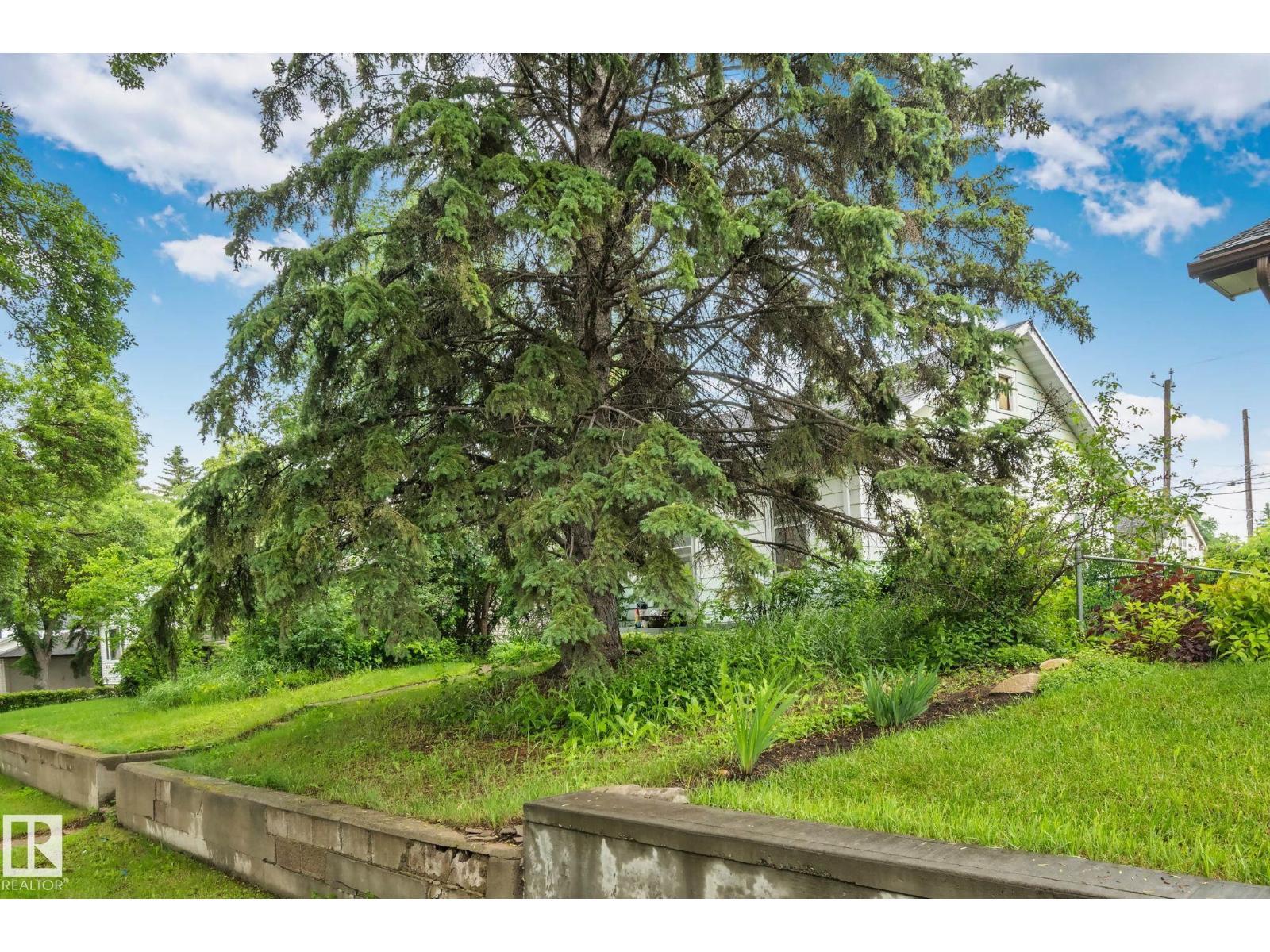 11209 38 St Nw, Edmonton, AB