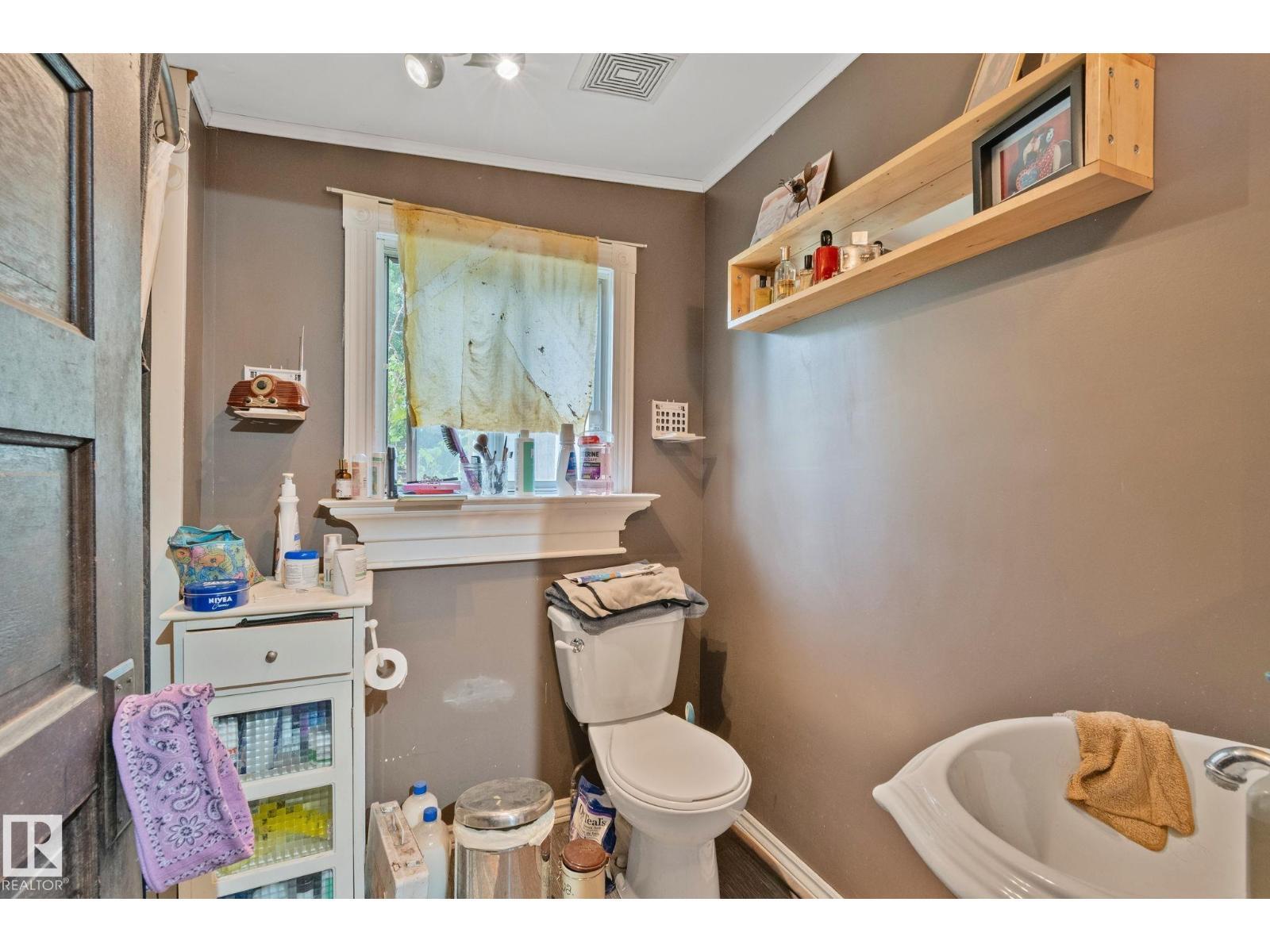 11209 38 St Nw, Edmonton, AB