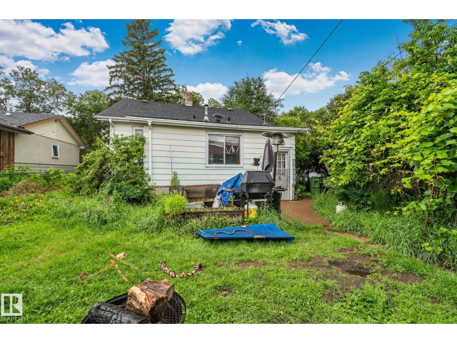 11209 38 St Nw, Edmonton, AB
