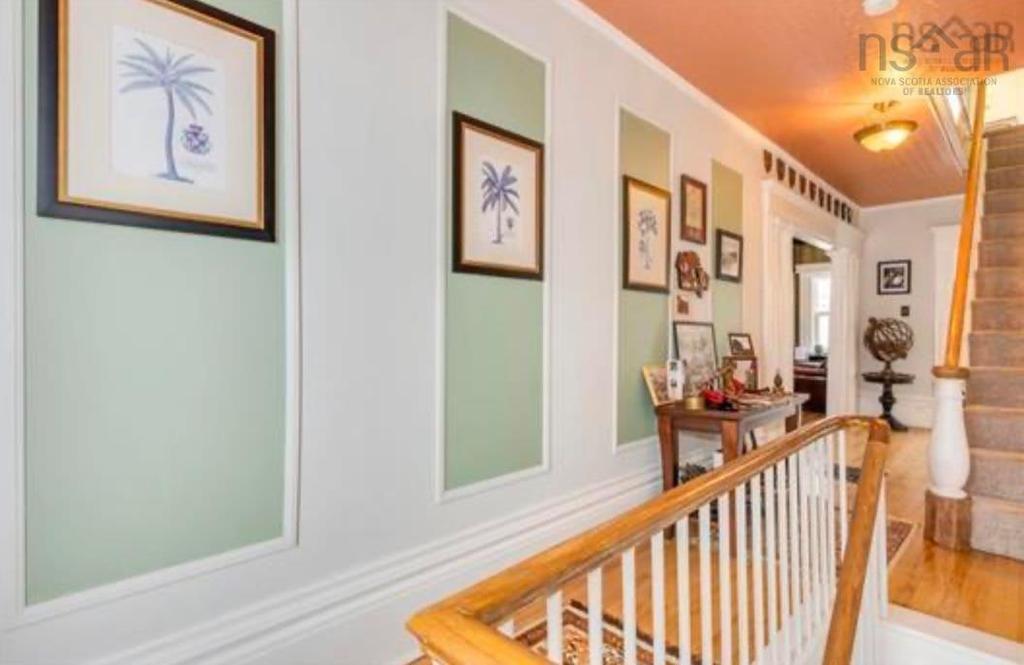 10352 1 Highway, Paradise, NS