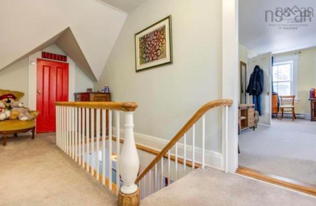 10352 1 Highway, Paradise, NS