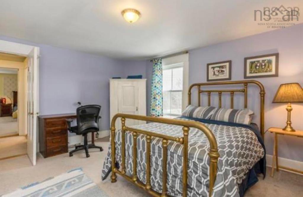 10352 1 Highway, Paradise, NS