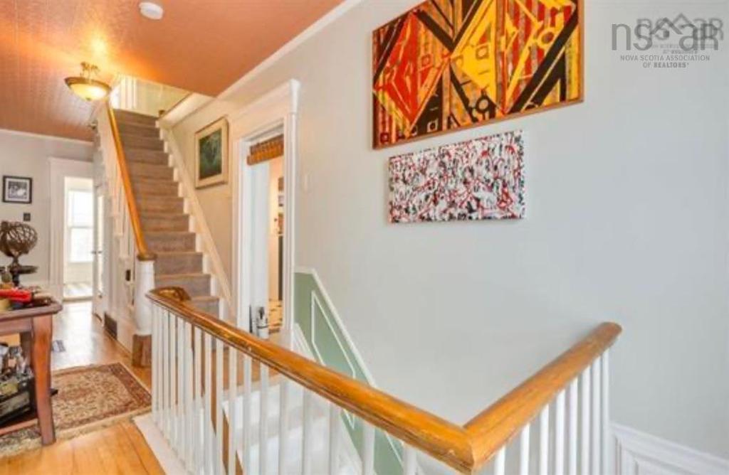 10352 1 Highway, Paradise, NS