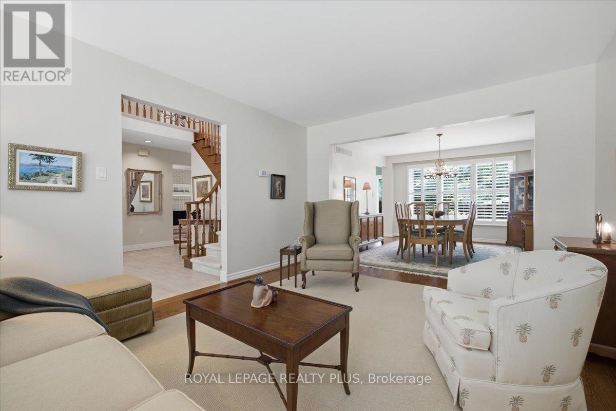 1054 Veroli Court, Mississauga, ON