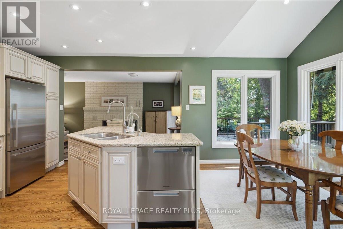 1054 Veroli Court, Mississauga, ON