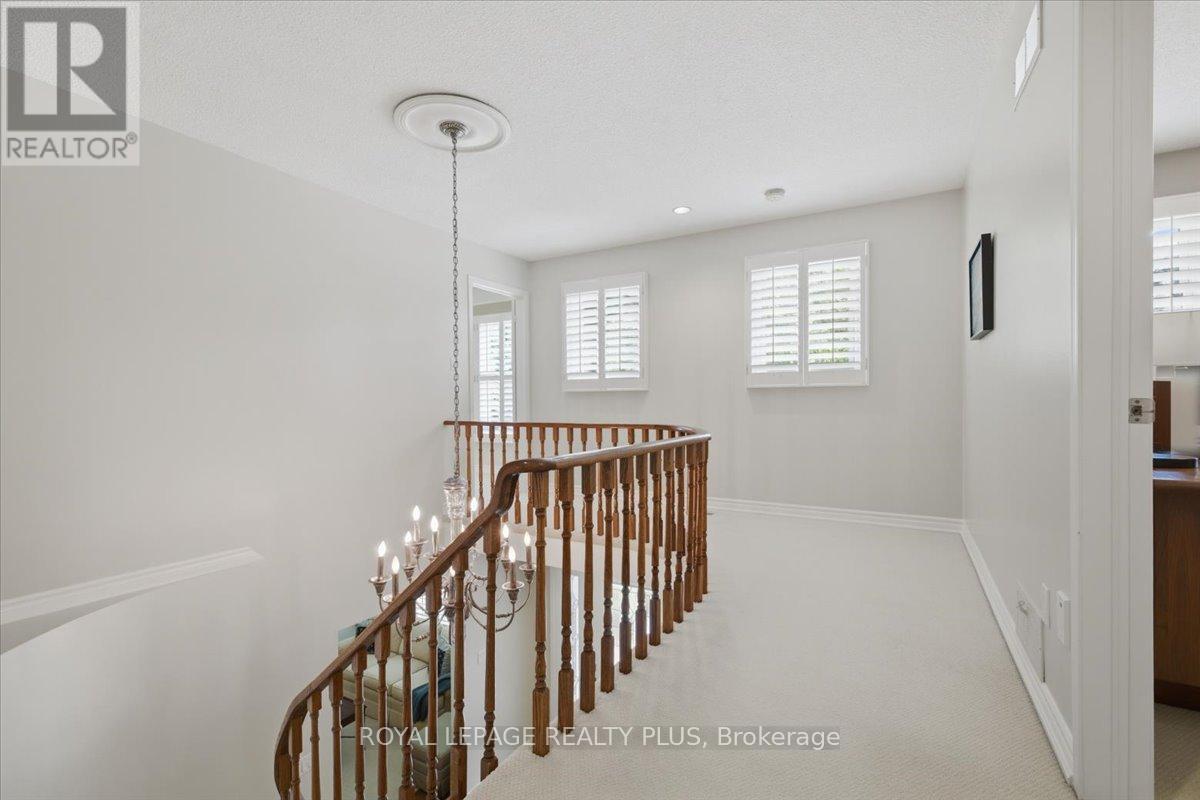 1054 Veroli Court, Mississauga, ON