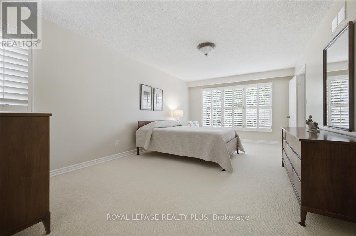 1054 Veroli Court, Mississauga, ON