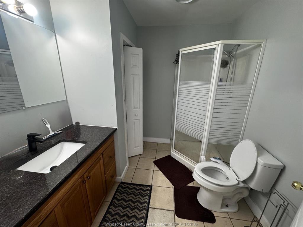 Lower-4625 Bunker Avenue, Windsor, ON