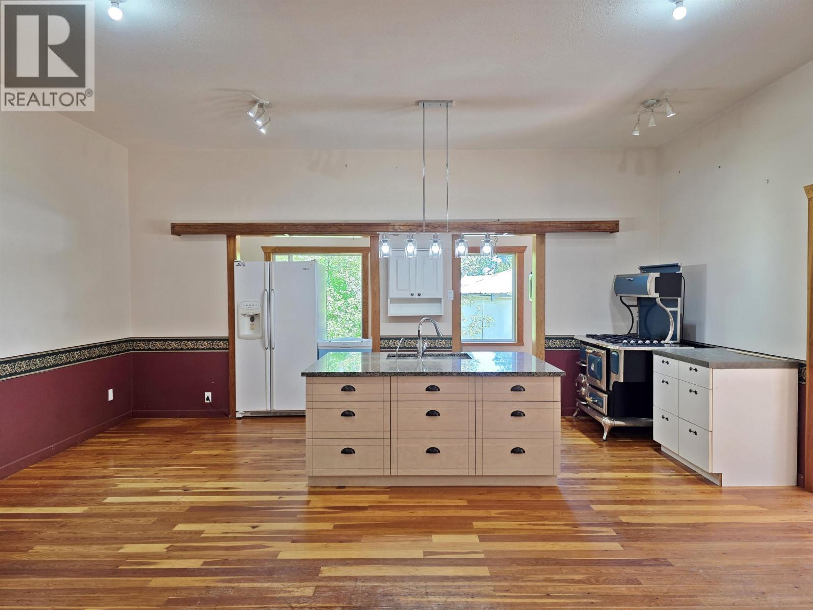 2962 Stebbe Road, Quesnel, BC