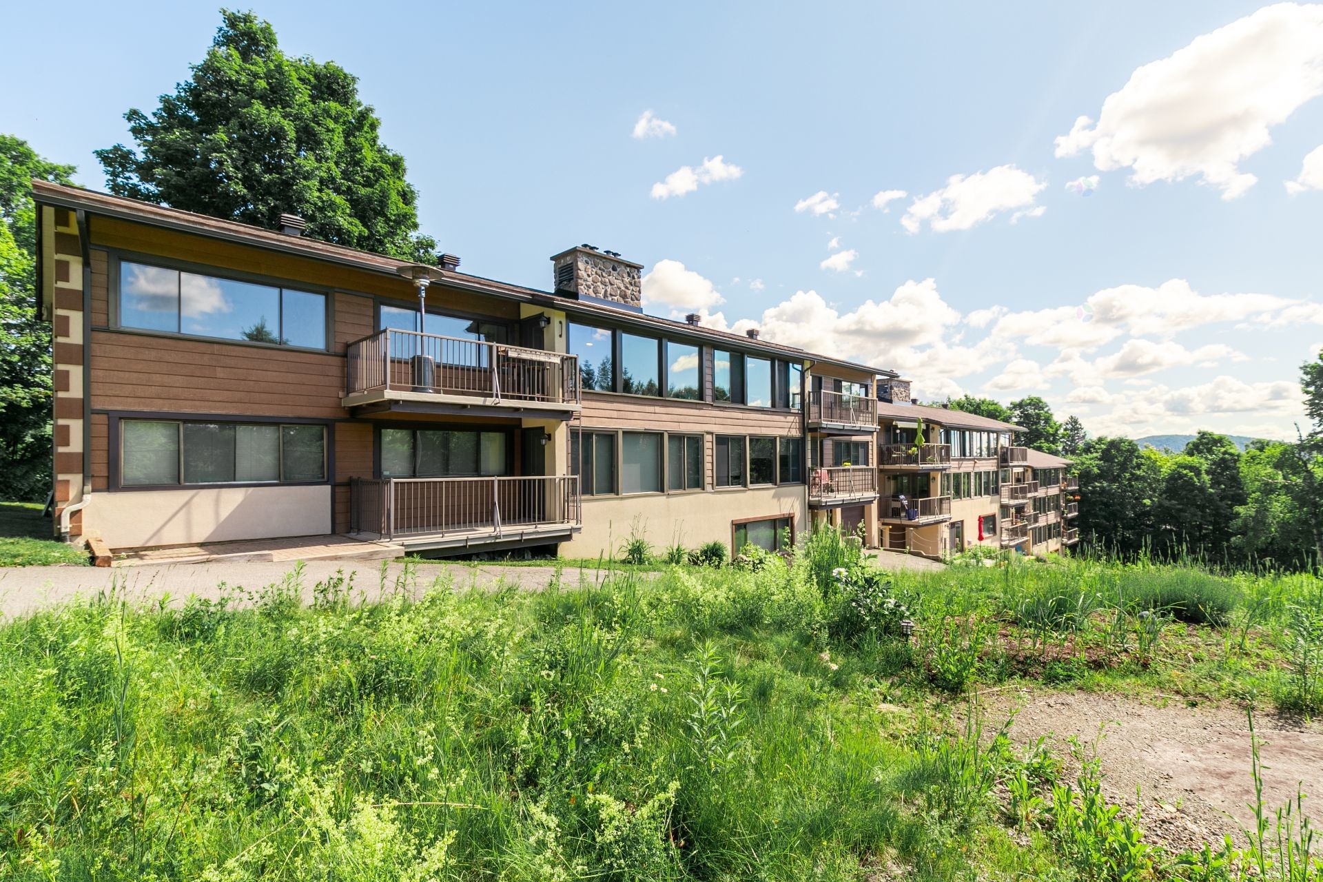 Overall view - 4-280 Rue De Grenoble, Sainte-Adèle, QC