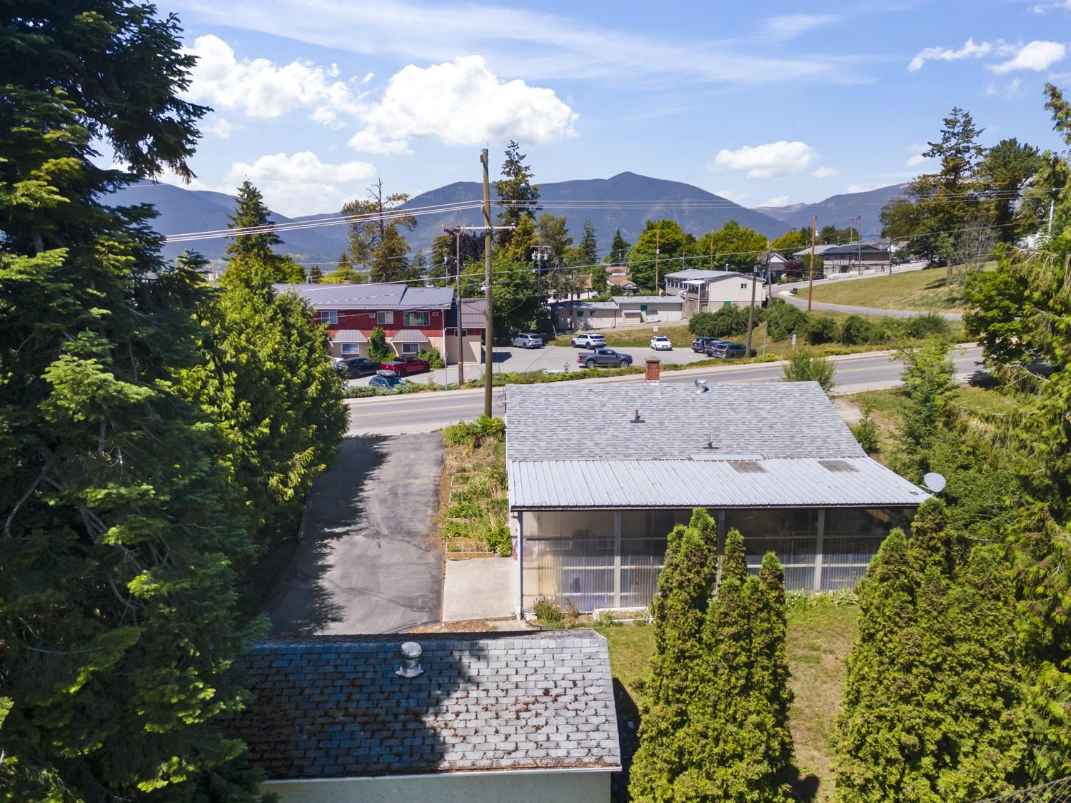 218 16Th Avenue, Creston, BC
