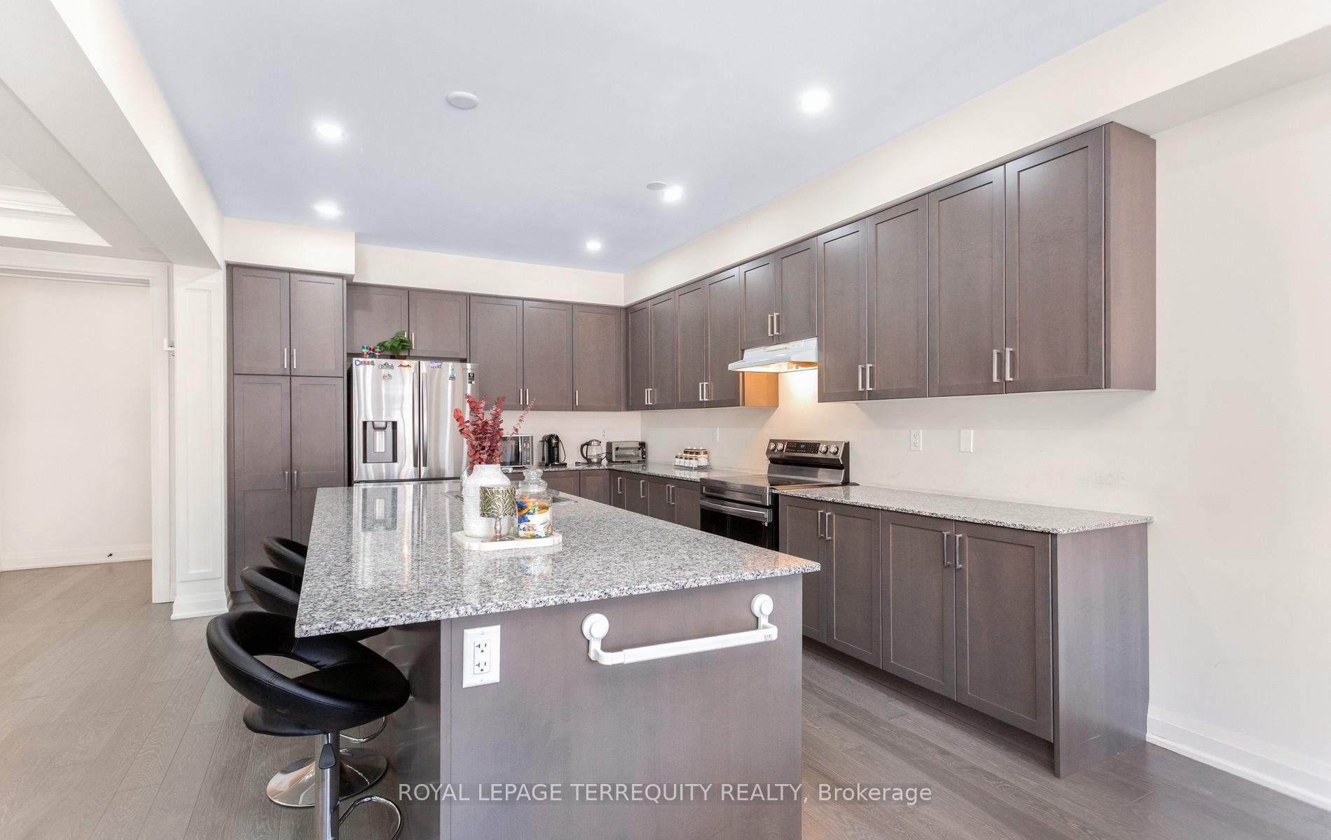 242 Factor Street, Vaughan, ON