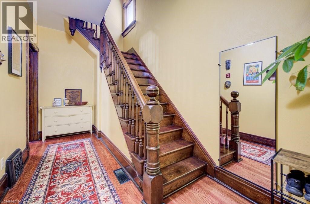 6 Tweed Street, Waterloo, ON - Indoor Photo Showing Other Room
