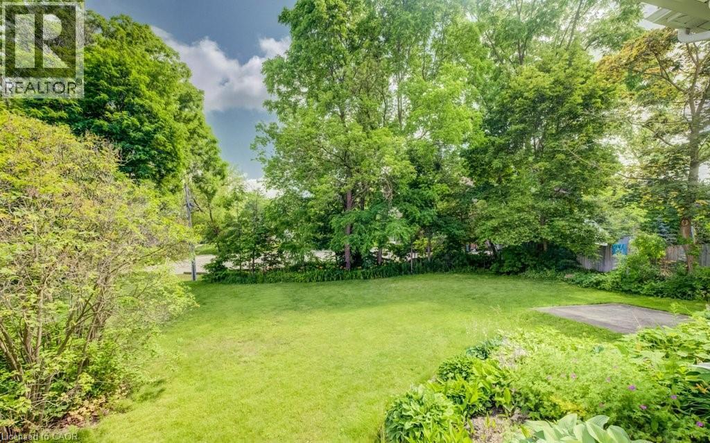 6 Tweed Street, Waterloo, ON - Outdoor