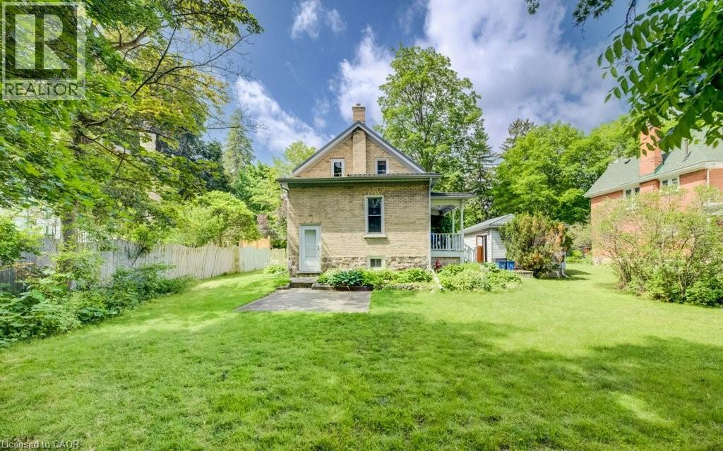 6 Tweed Street, Waterloo, ON - Outdoor