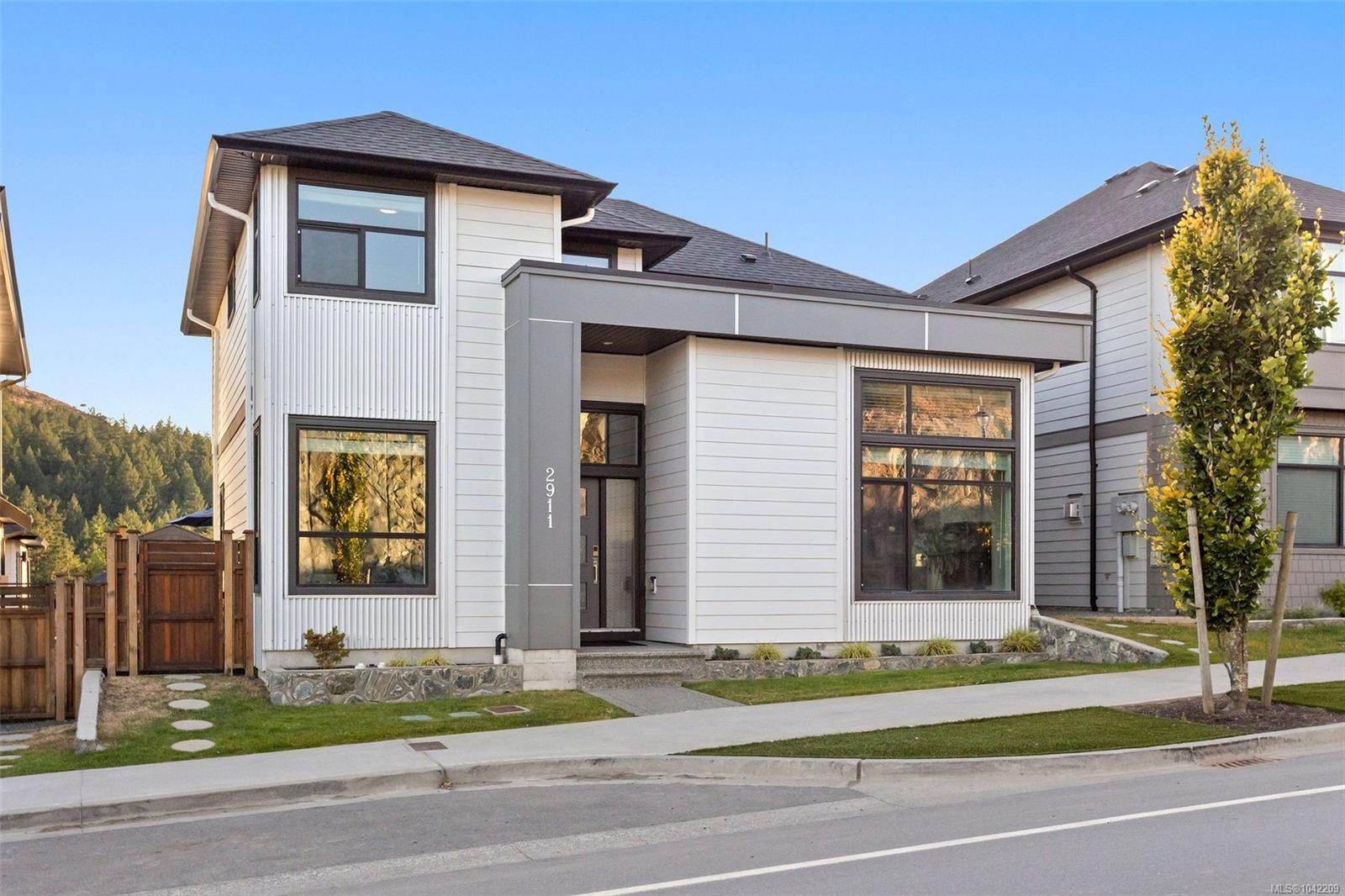 2911 Constellation Ave, Langford, BC