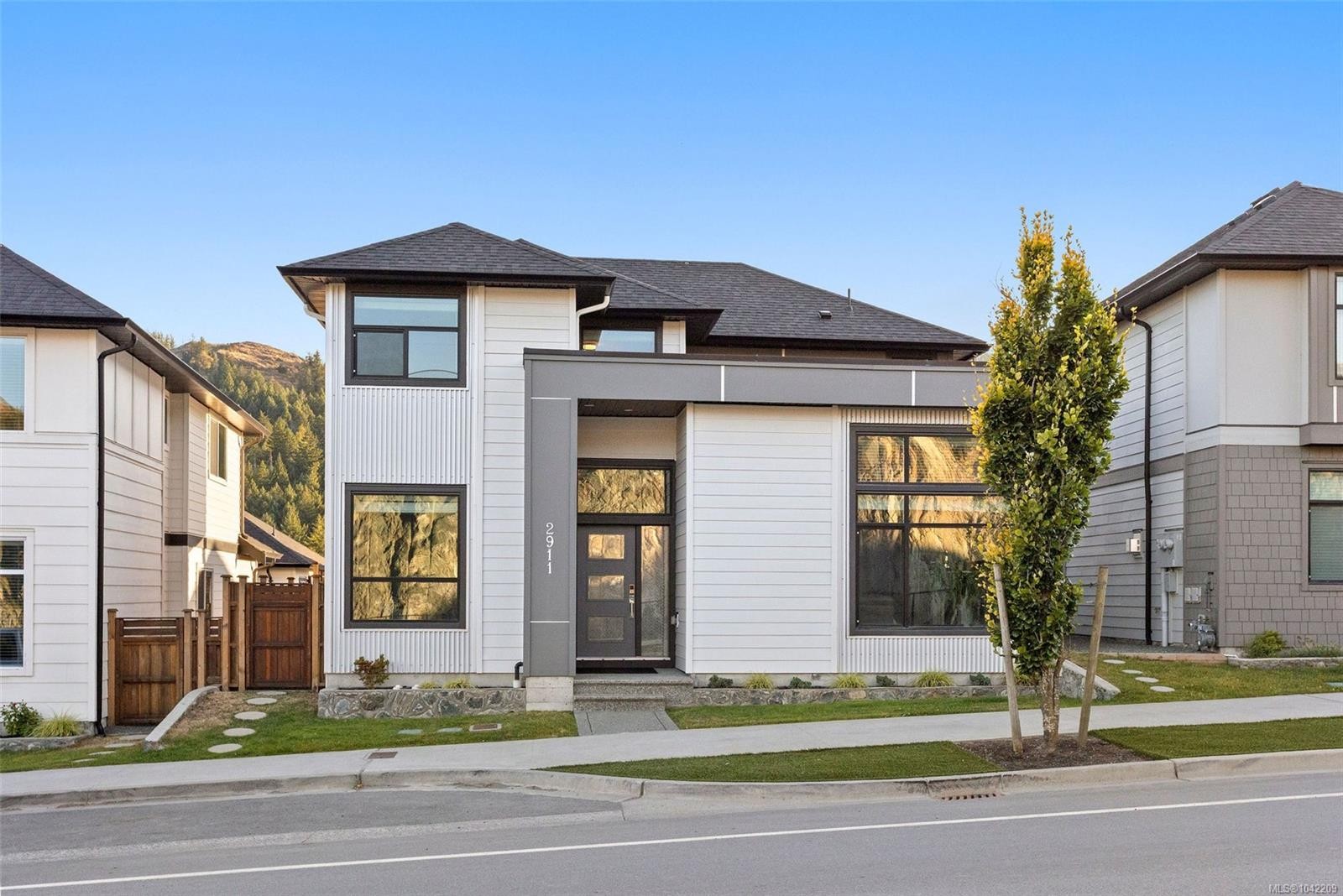 2911 Constellation Ave, Langford, BC