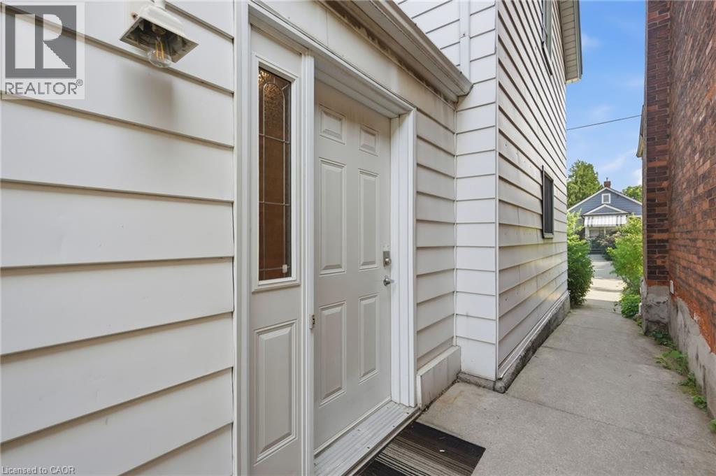 35 Chatham Street, Hamilton, ON - Outdoor With Exterior