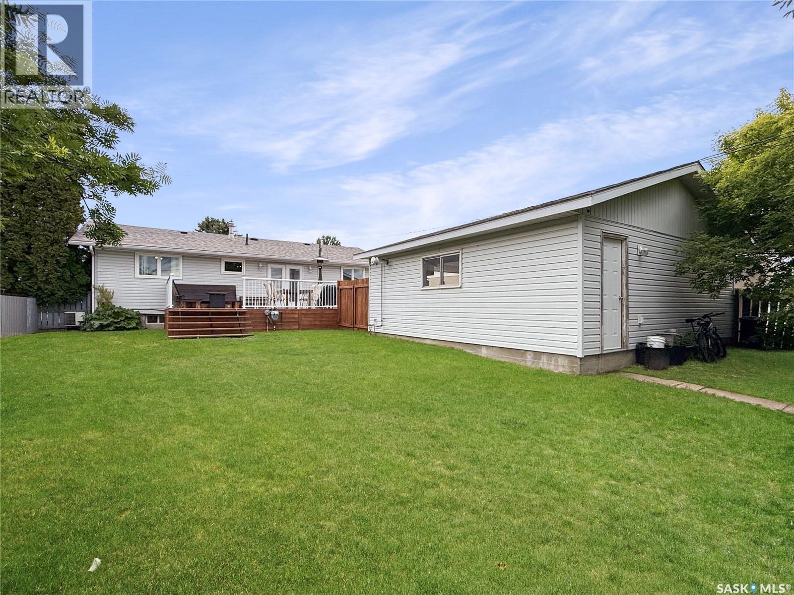 11 Hayward Place, Swift Current, SK