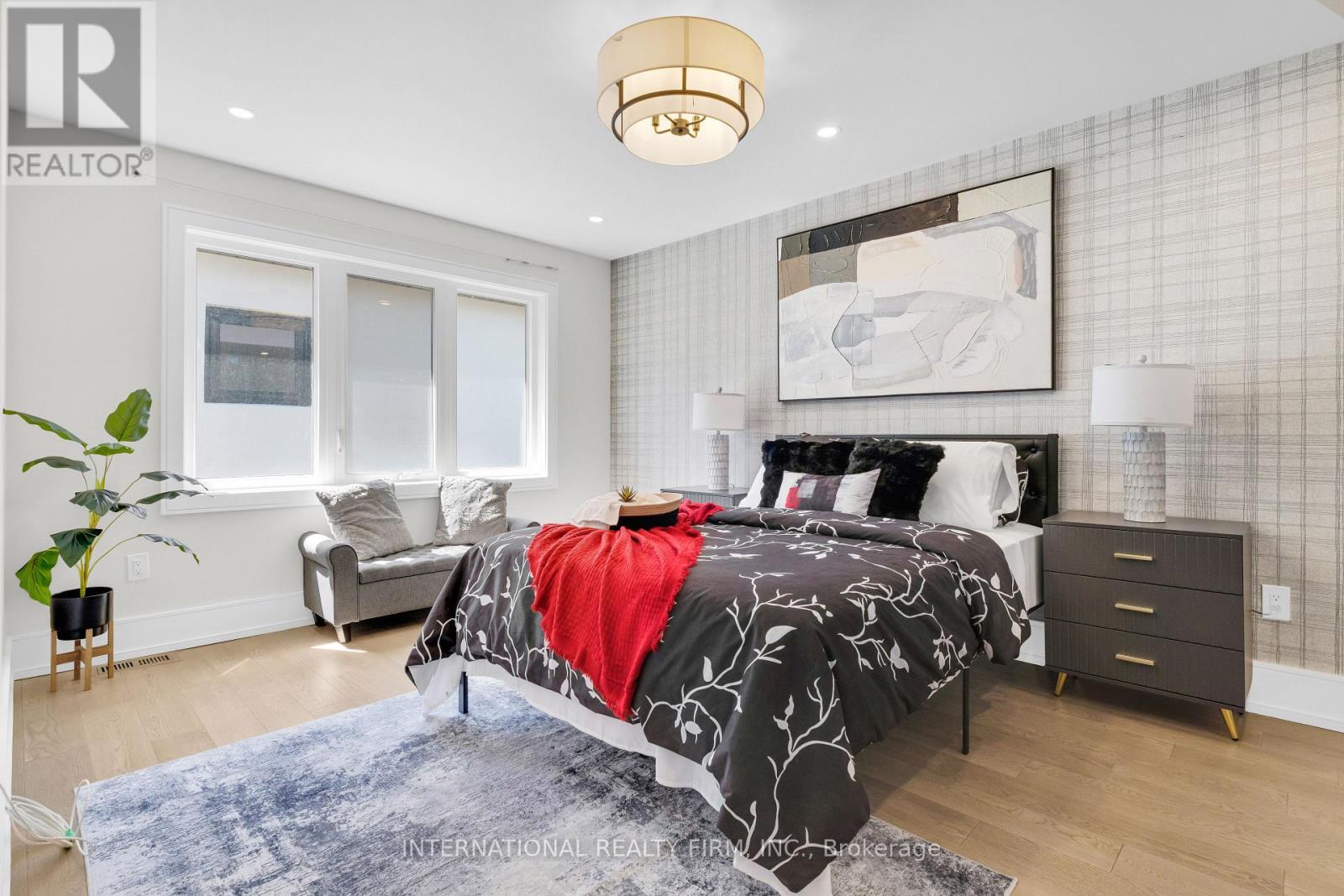 46 Sunnypoint Crescent, Toronto, ON