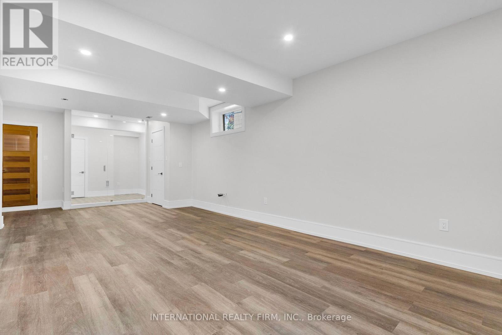 46 Sunnypoint Crescent, Toronto, ON