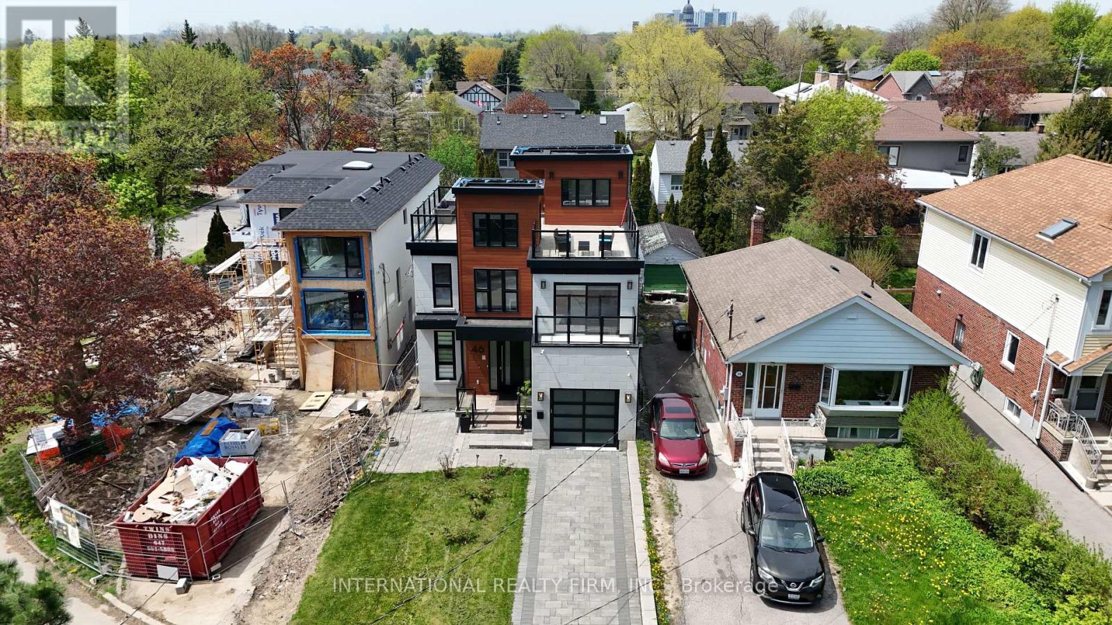 46 Sunnypoint Crescent, Toronto, ON