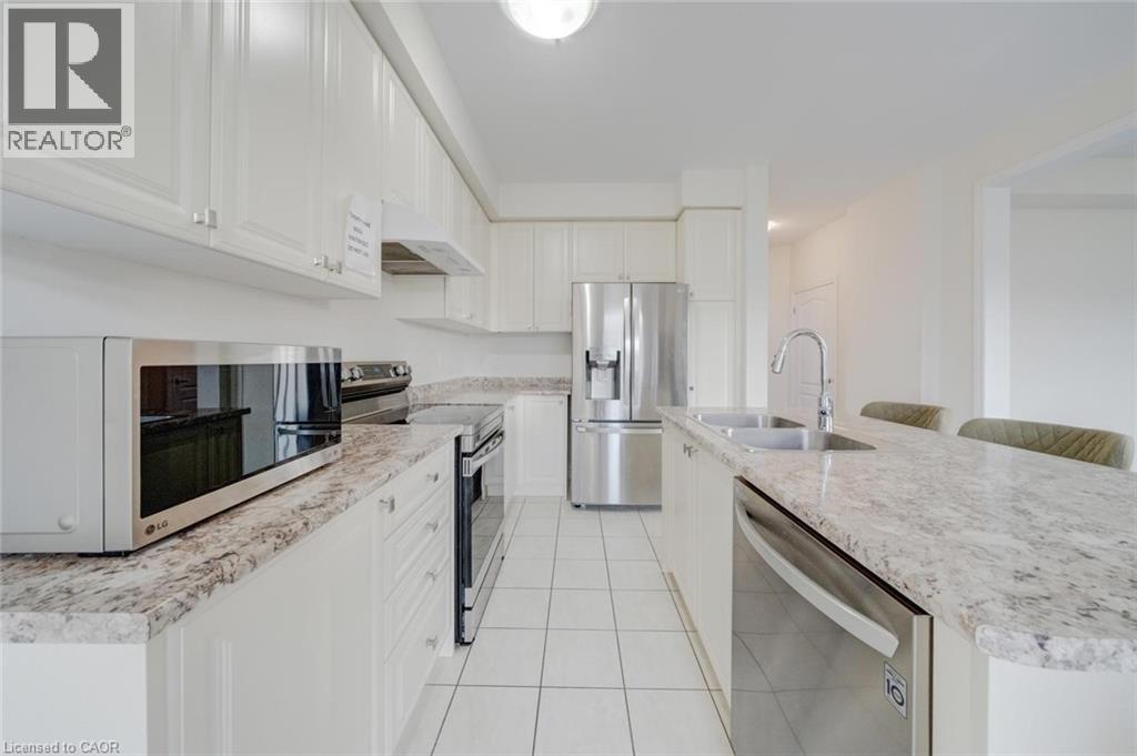 52 Explorer Way, Thorold, ON