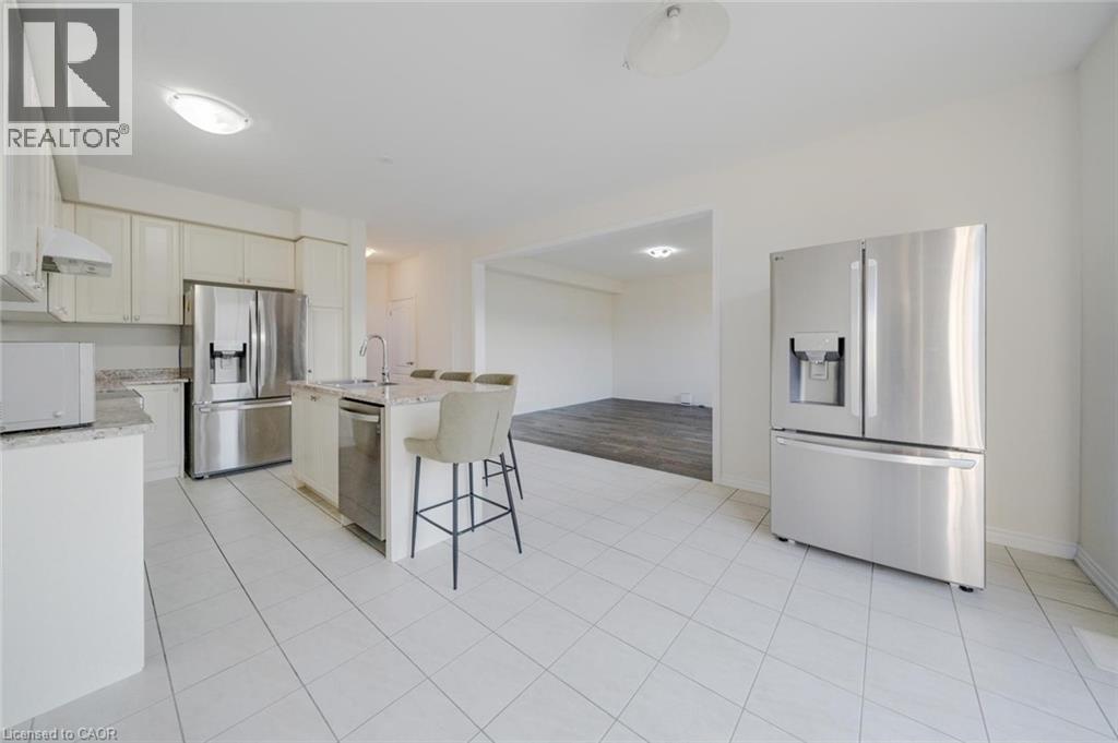 52 Explorer Way, Thorold, ON