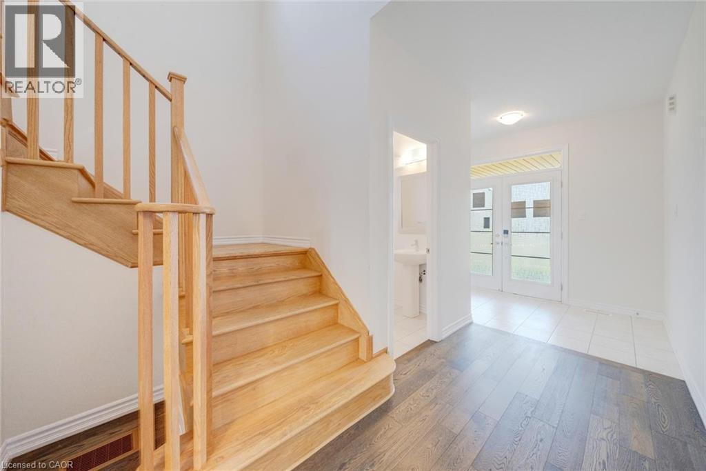 52 Explorer Way, Thorold, ON