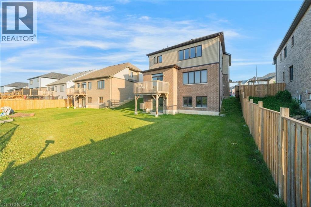 52 Explorer Way, Thorold, ON