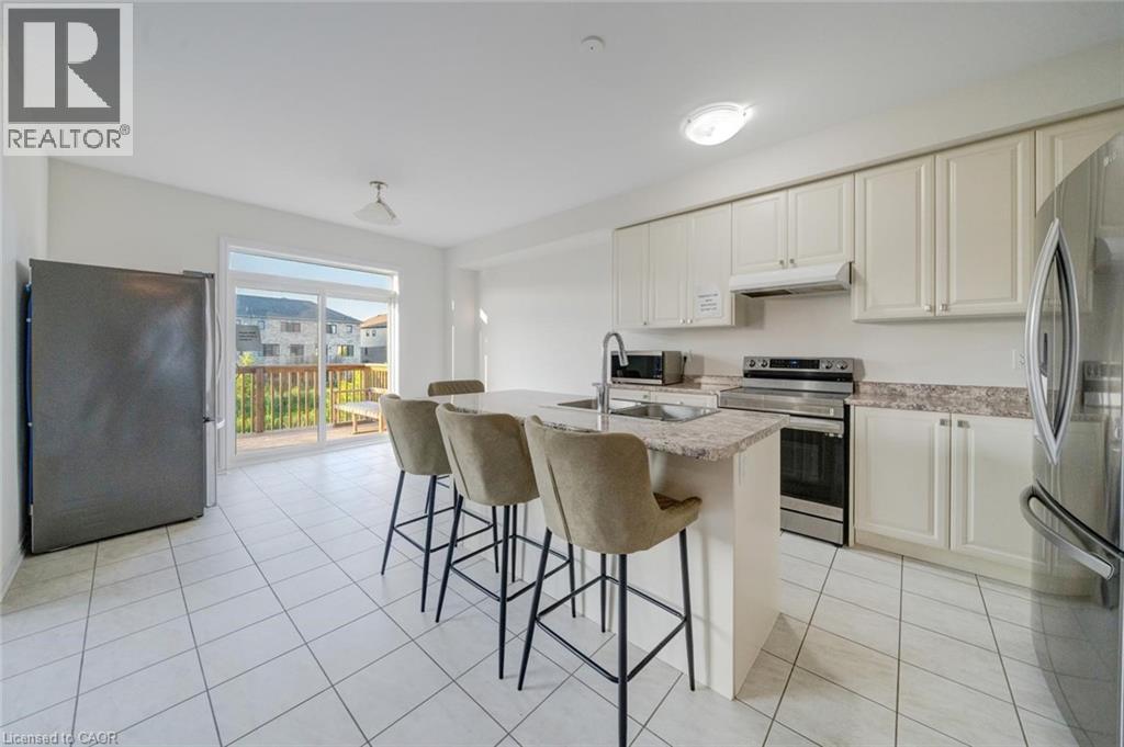52 Explorer Way, Thorold, ON