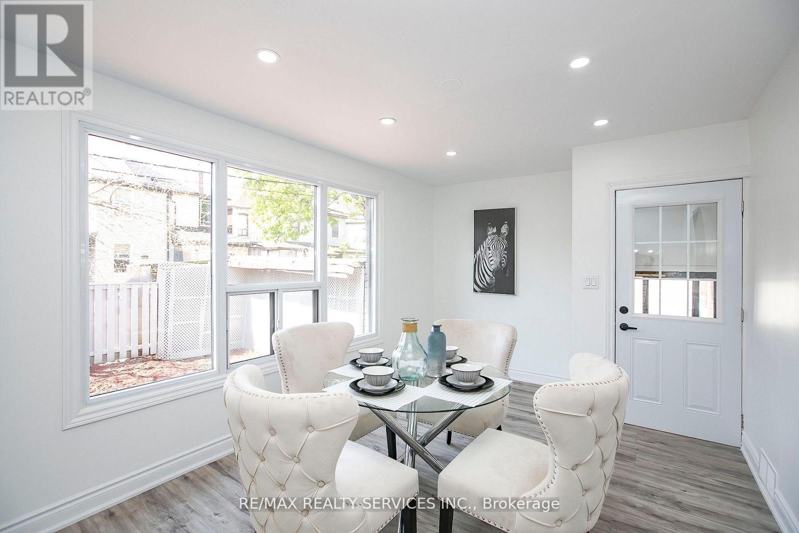 20 Somerset Avenue, Hamilton, ON