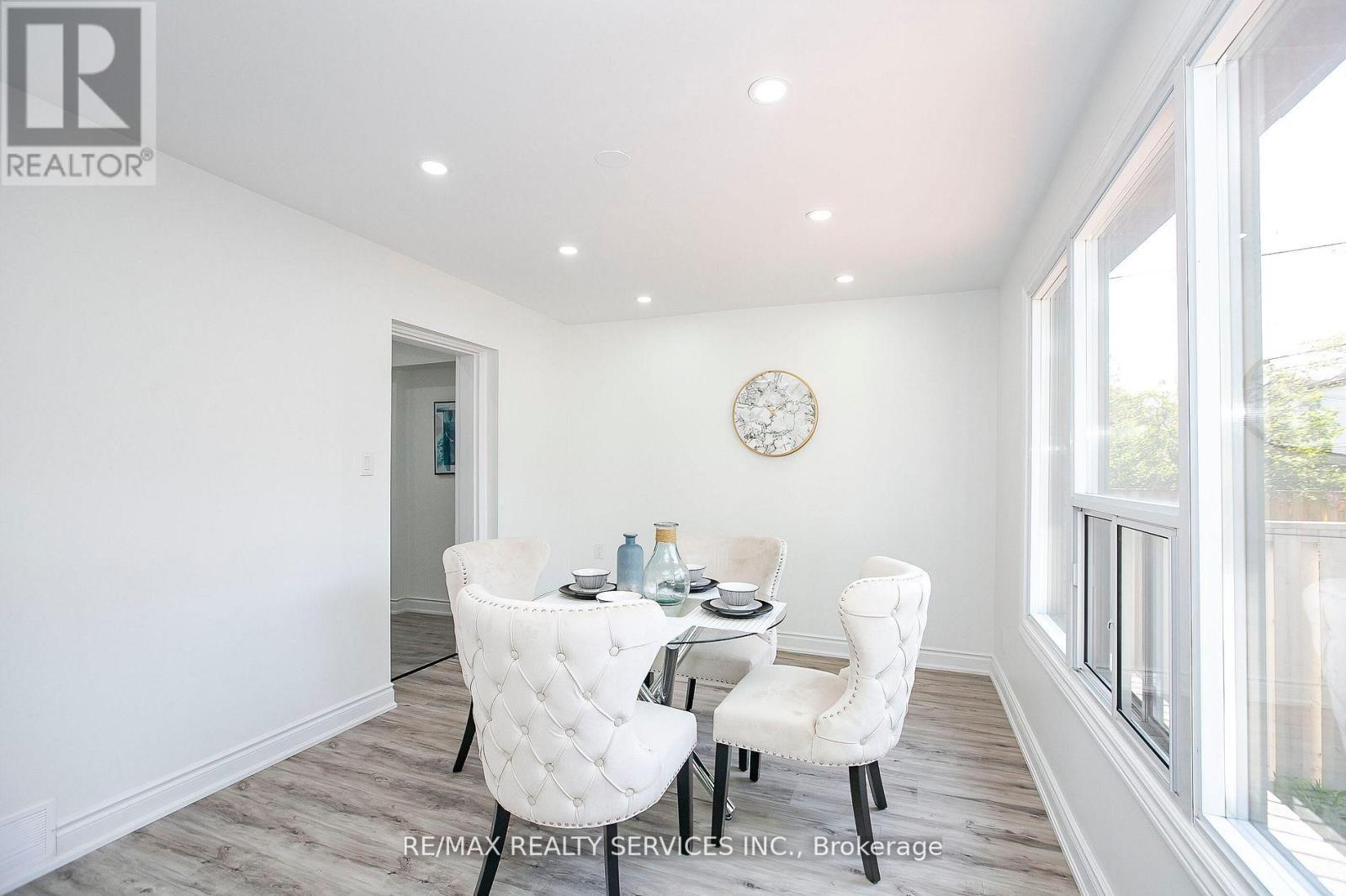 20 Somerset Avenue, Hamilton, ON