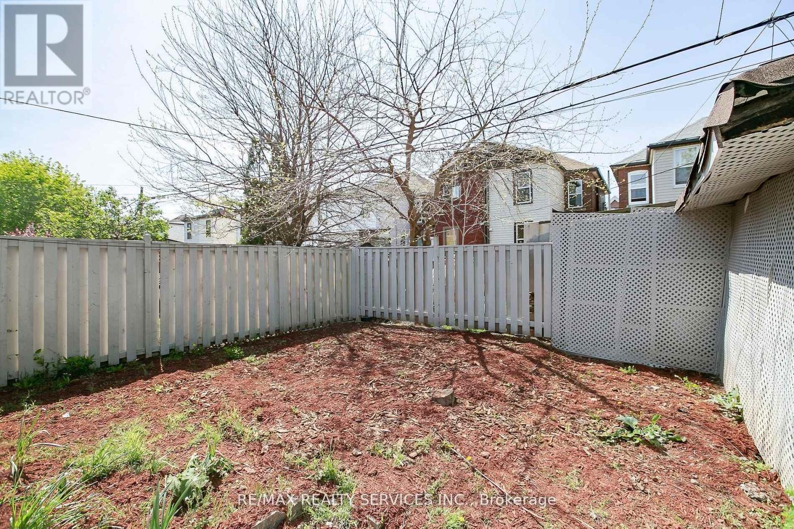 20 Somerset Avenue, Hamilton, ON