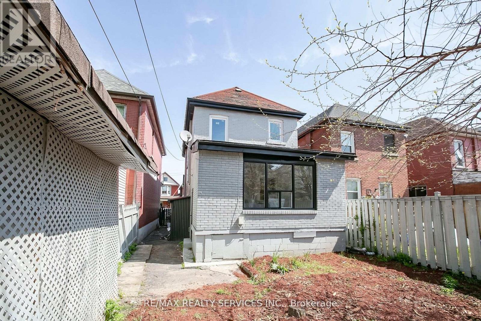 20 Somerset Avenue, Hamilton, ON