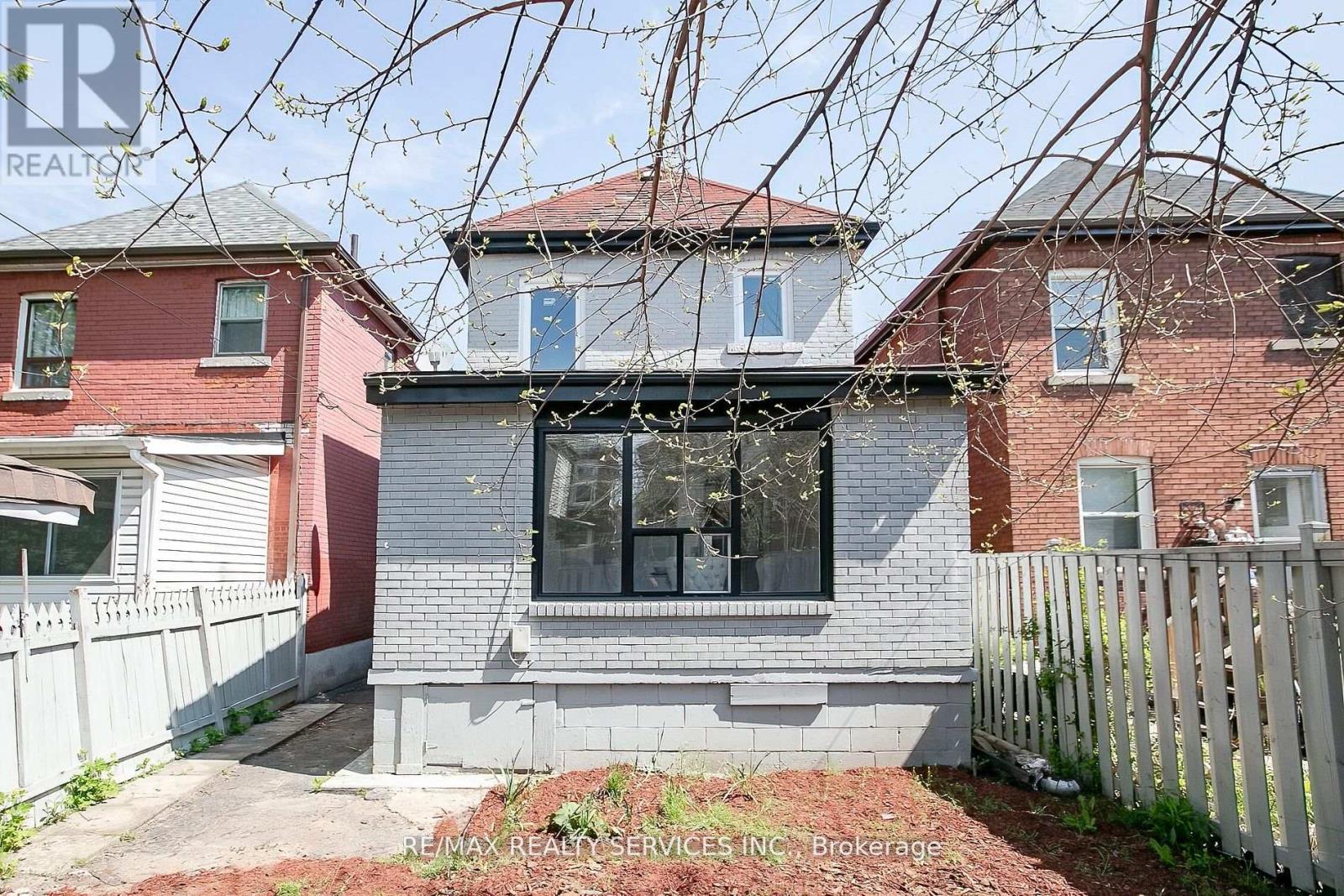 20 Somerset Avenue, Hamilton, ON