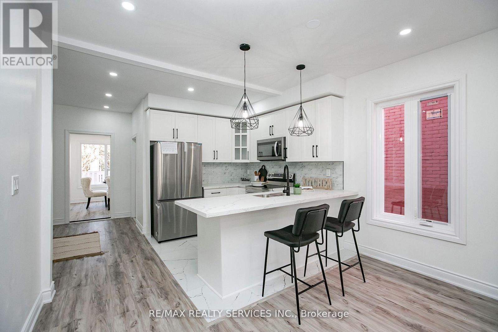 20 Somerset Avenue, Hamilton, ON