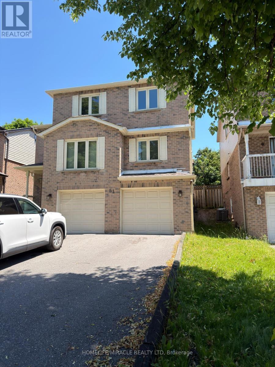 51 Wright Crescent, Ajax, ON