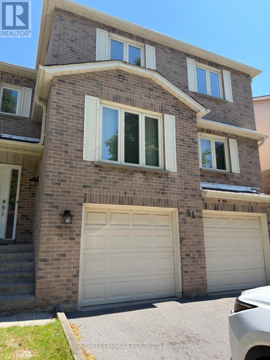 51 Wright Crescent, Ajax, ON
