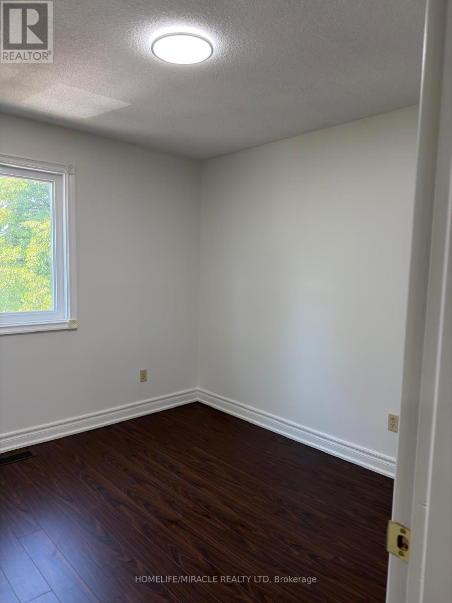 51 Wright Crescent, Ajax, ON