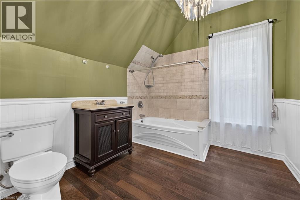 44 Sims Lock Road, Caledonia, ON